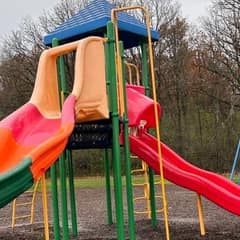Abandoned Puppies Found Clinging to Each Other on Michigan Playground